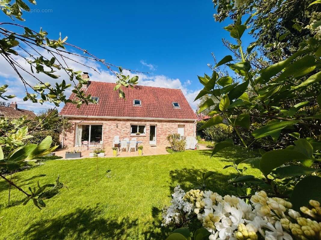 Maison à BAJUS