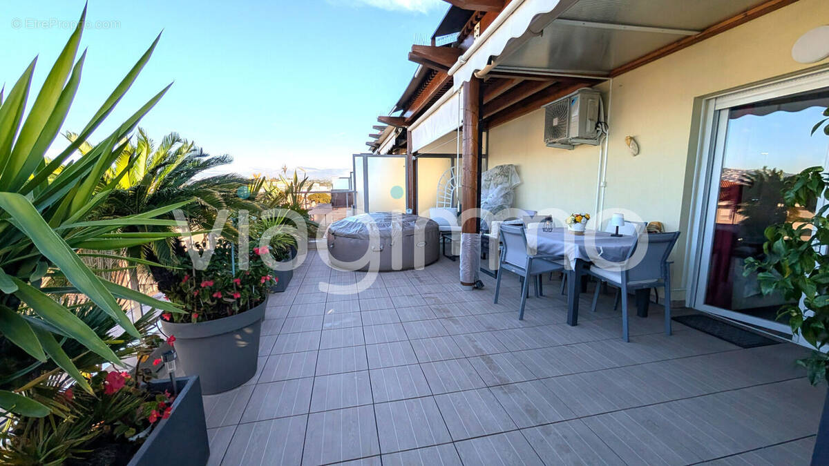 Appartement à CANNES