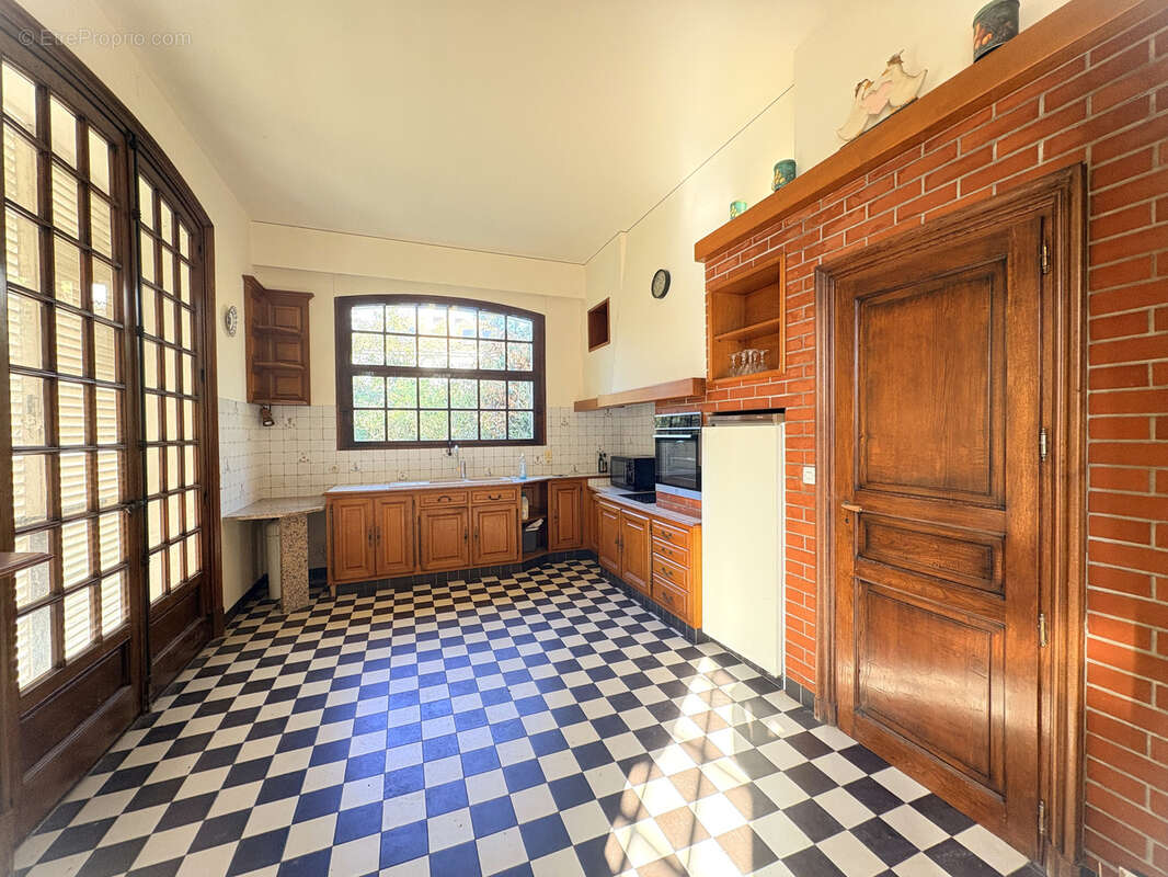 Maison à CHENNEVIERES-SUR-MARNE