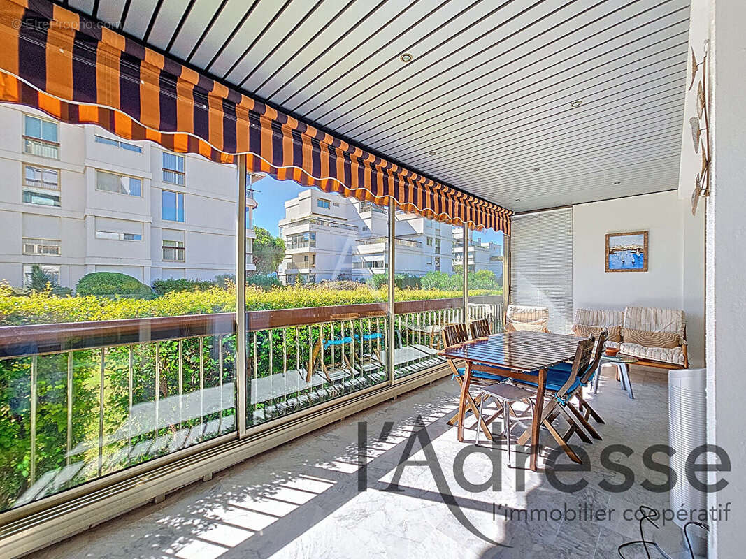 Appartement à MANDELIEU-LA-NAPOULE