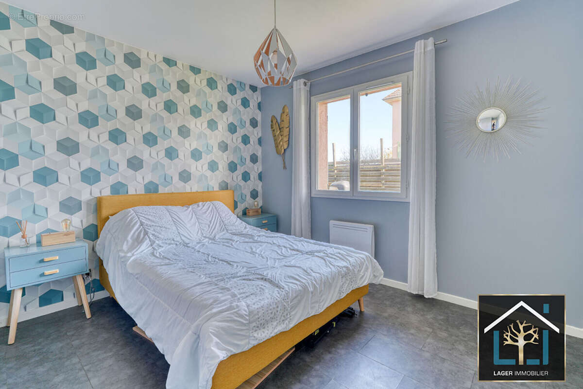 Maison à VILLARS-LES-DOMBES