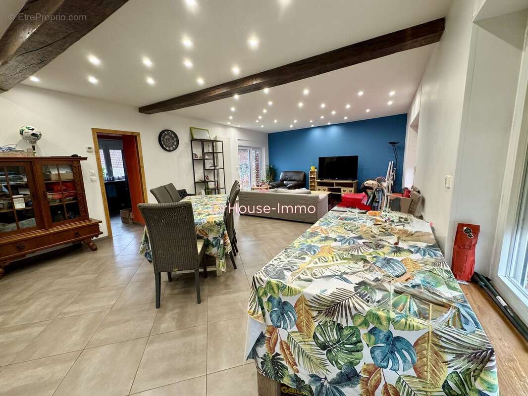 Maison à LOUVIGNIES-QUESNOY