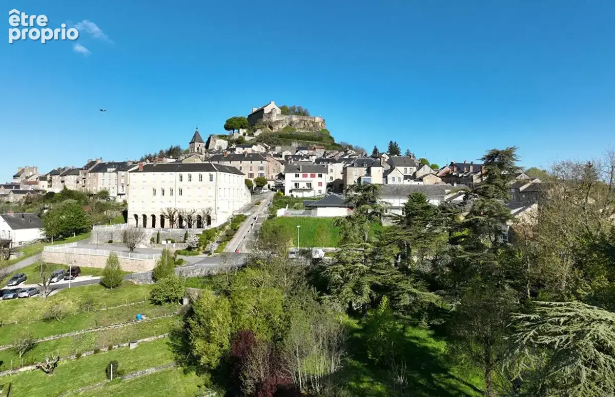 Maison à SEVERAC-LE-CHATEAU