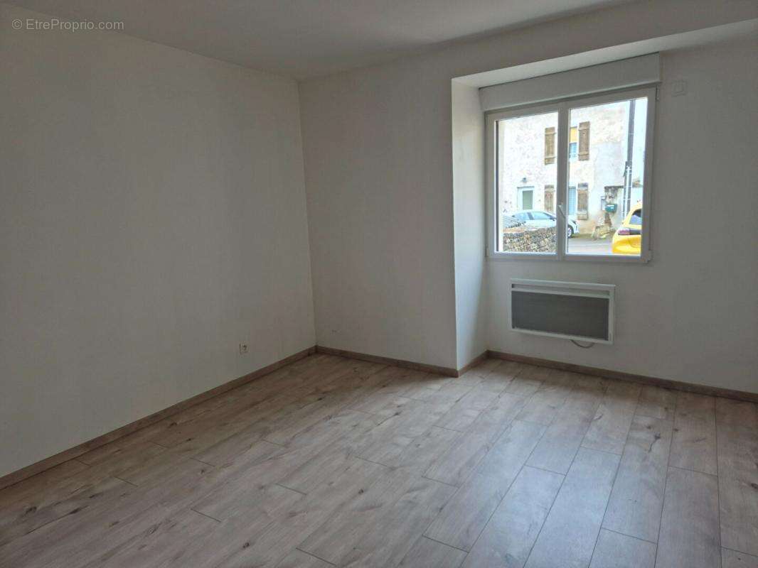 Maison à CHARGEY-LES-PORT