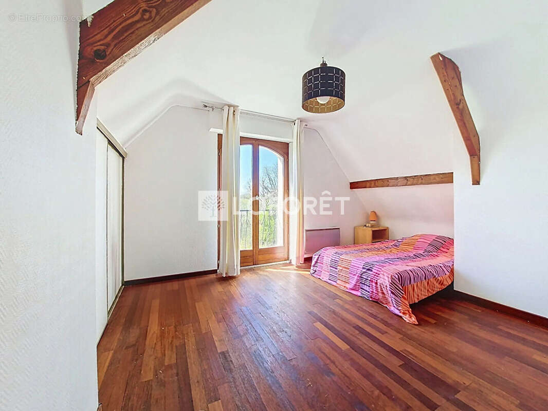 Maison à EVRY-GREGY-SUR-YERRE