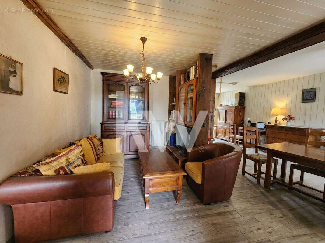 Maison 307 m² à Ouvrouer-Les-Champs  - photo 6