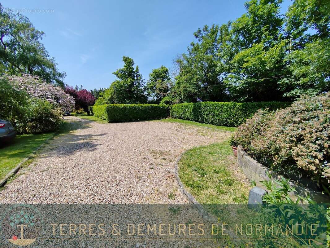 Vallée de Seine, village typique normand, propriété de caractère, au calme, jardin arboré. - photo 20