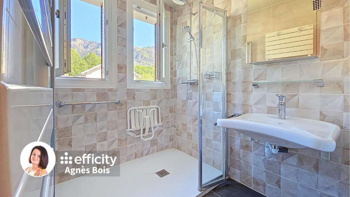 Maison à BONNEVILLE