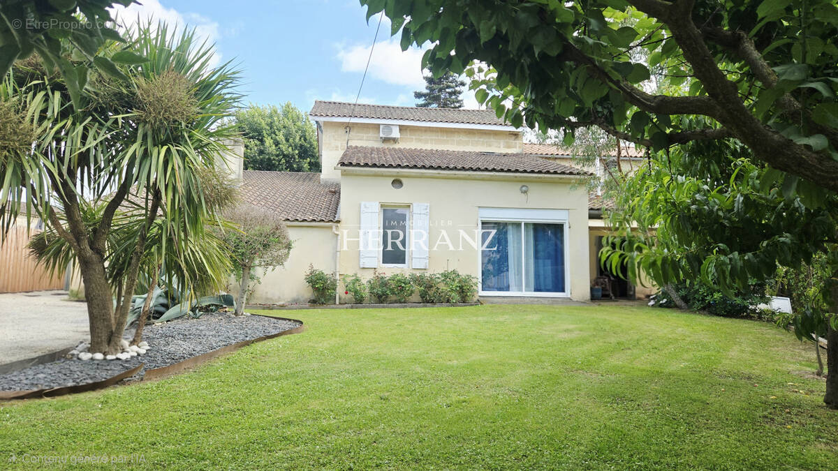Maison à SAINTE-TERRE