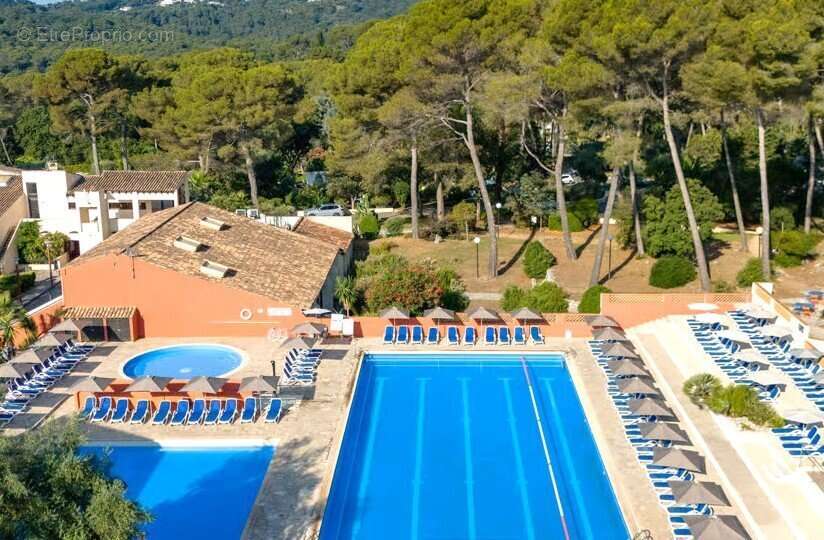Appartement à LA COLLE-SUR-LOUP