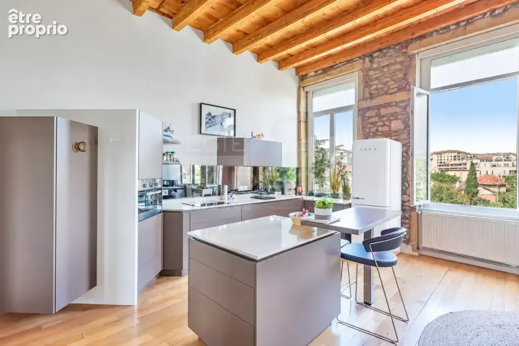 Appartement t4 - calme et vue degagée - rénové par architecte - photo 3