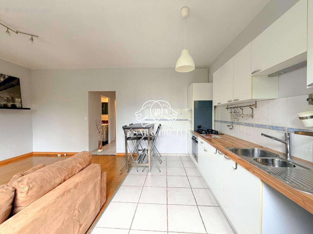 Appartement à LYON-7E