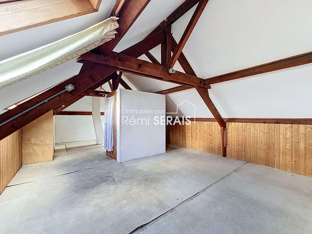 Exclusivité à Potigny : maison surélevée avec jardin et sous-sol - photo 8