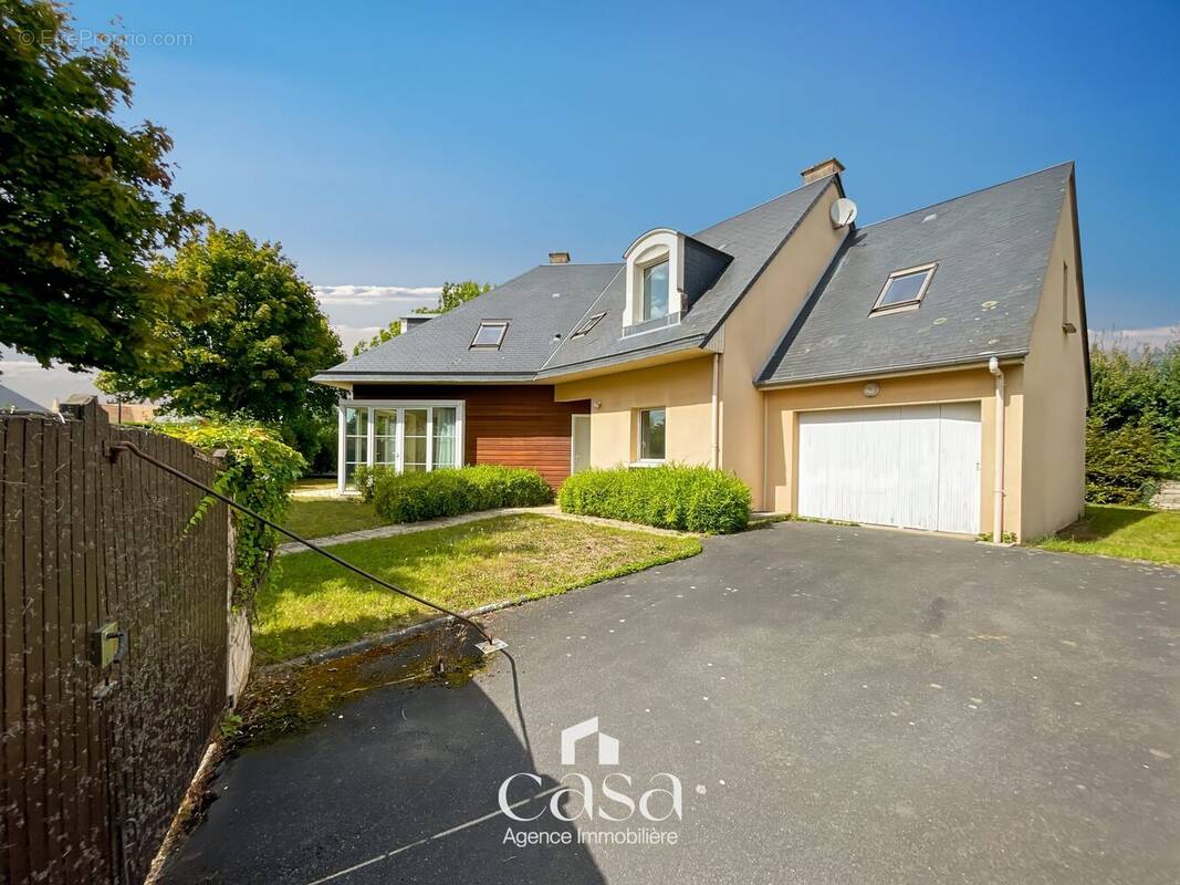 Maison à BIEVILLE-BEUVILLE