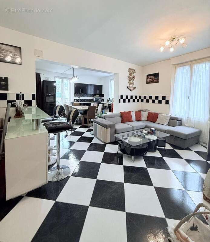 Maison 84 m² à Fontenoy  - photo 2