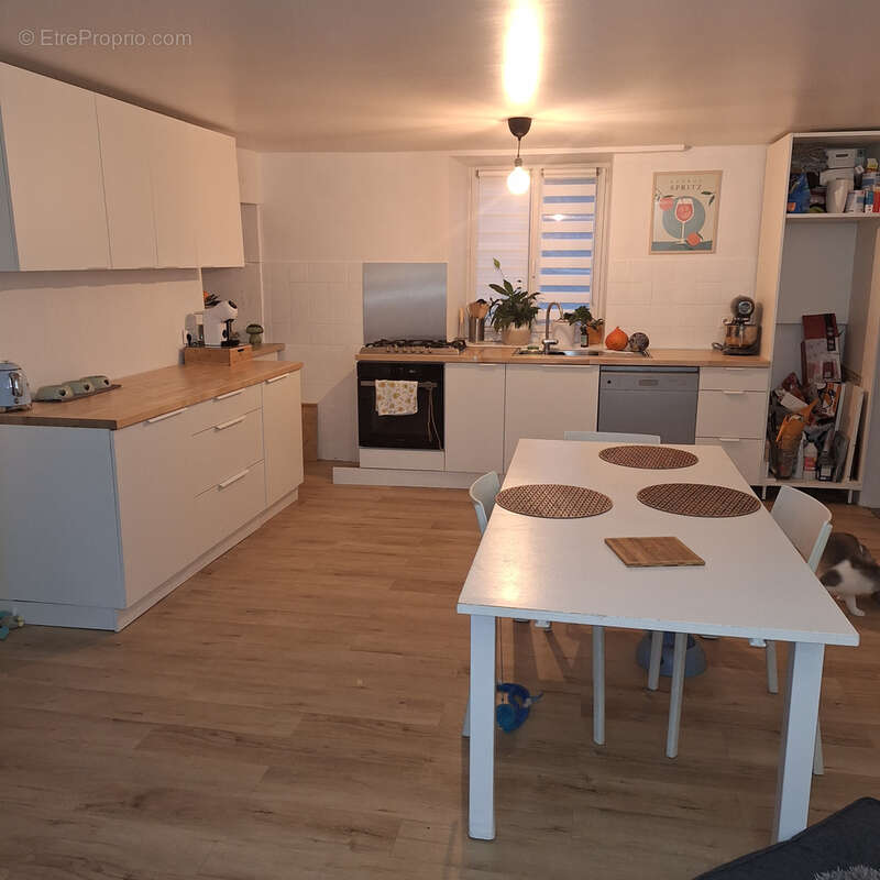 Maison à CRECY-LA-CHAPELLE