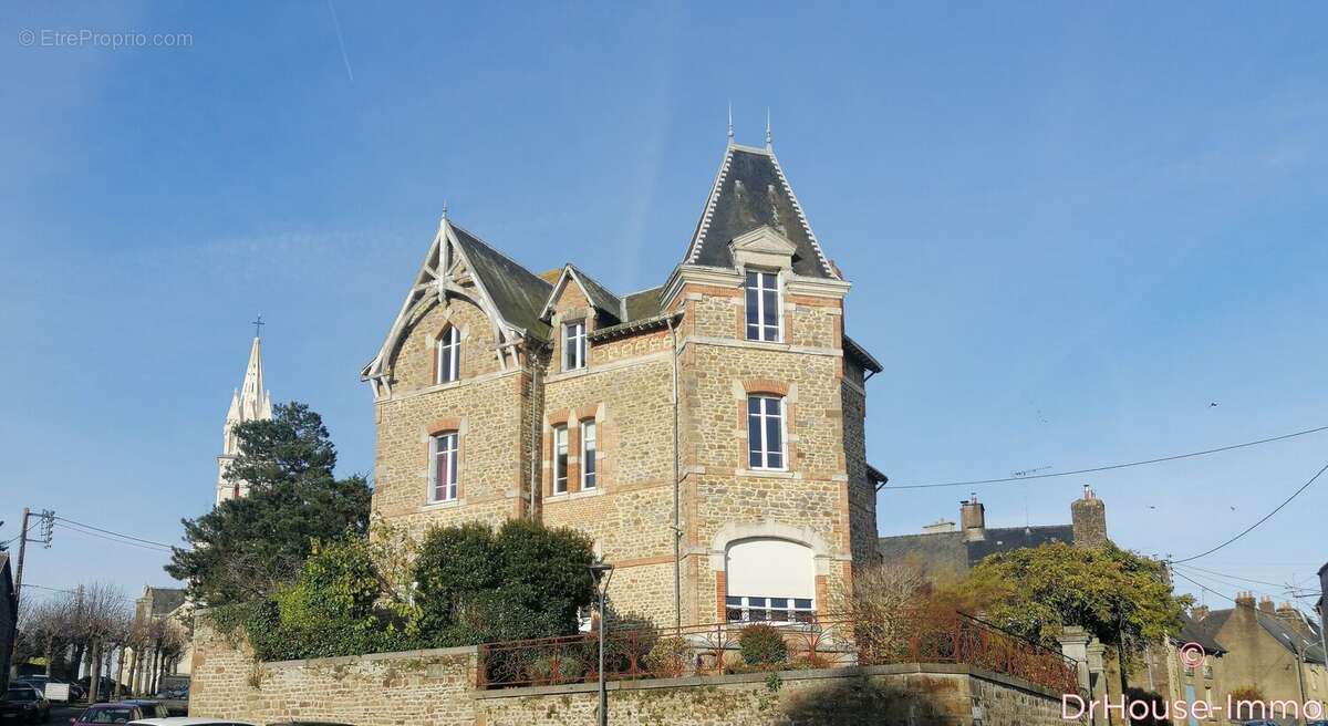 Maison à GORRON