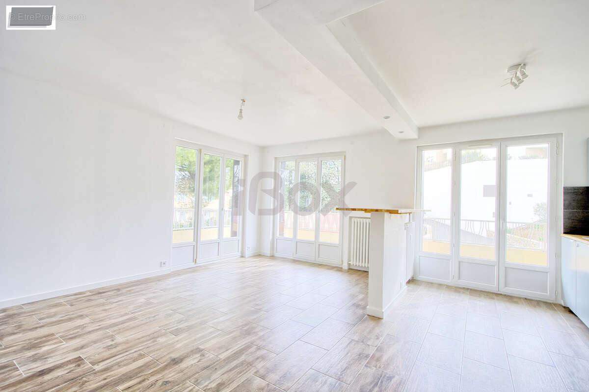 Appartement à LE PRADET