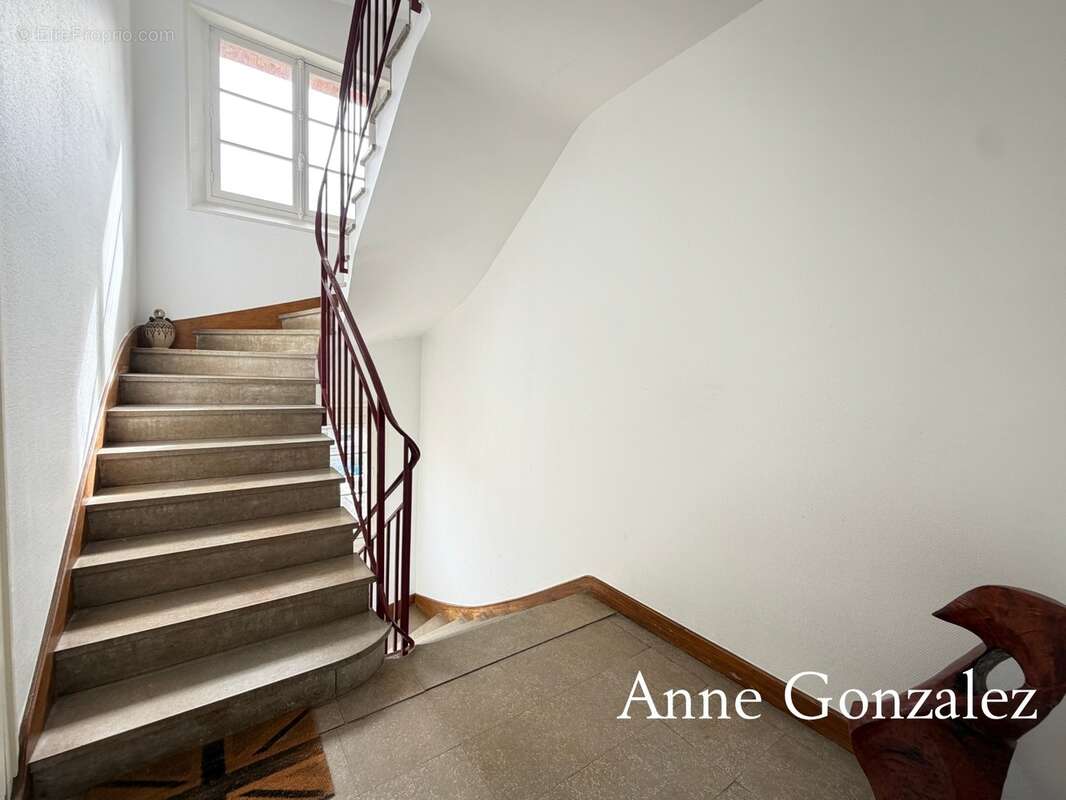 ORLEANS proche rue Royale, à vendre superbe Appartement T4 entièrment rénové dans belle petite copropriété avec peu de charges e - photo 11