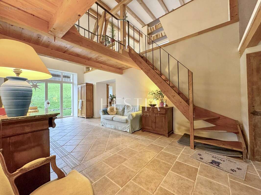 Maison à ALLONZIER-LA-CAILLE