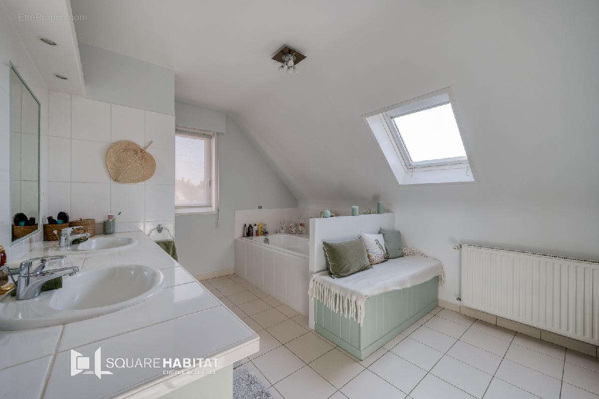 Maison à HAZEBROUCK