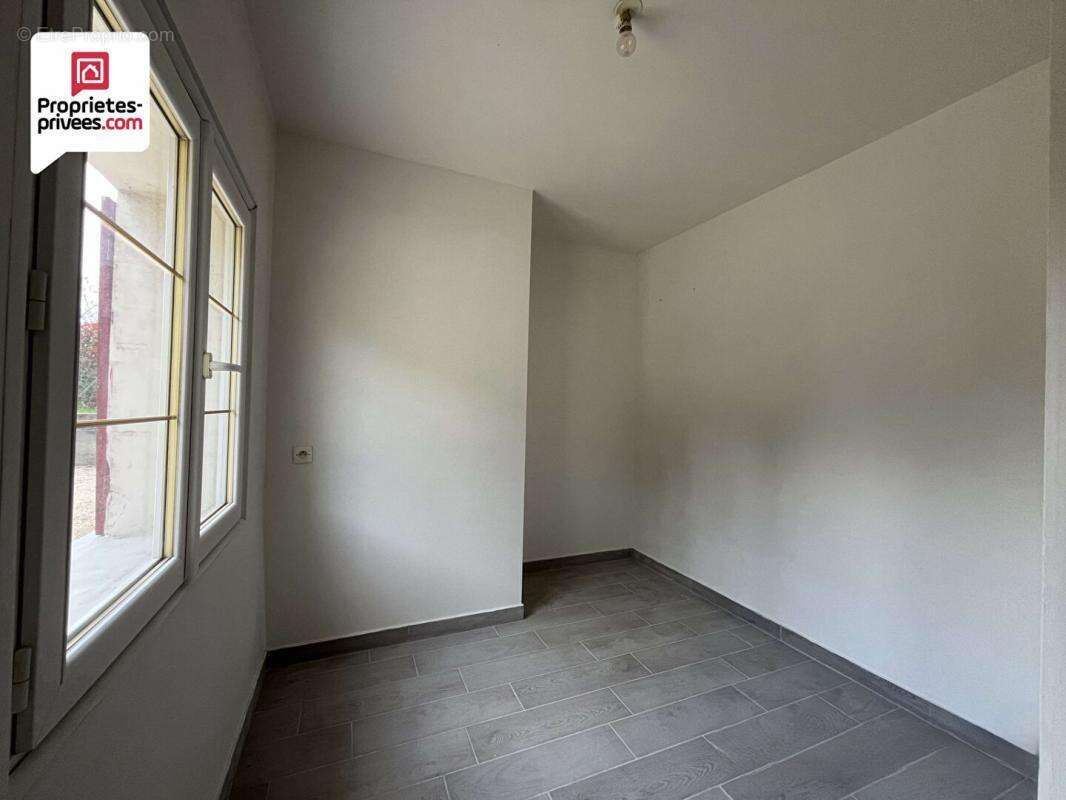 Maison à SAINT-CIERS-SUR-GIRONDE