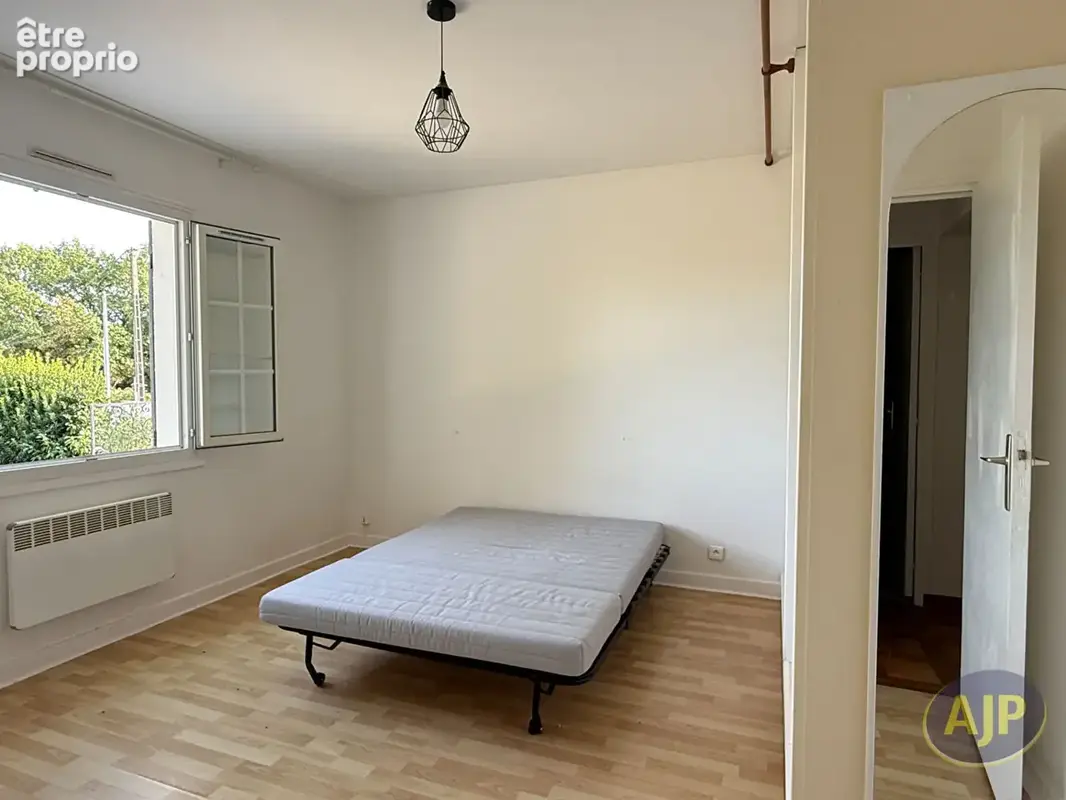 Maison 4 pièces 88 m² à vendre à Chaniers (17610) - photo 7