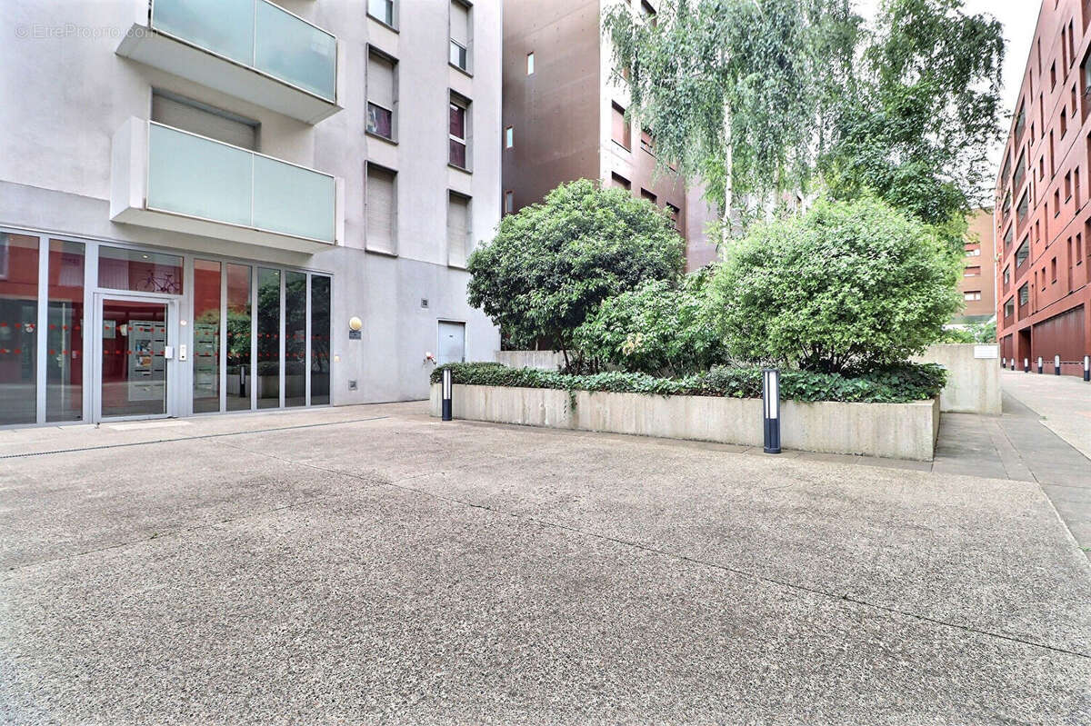 Appartement à AUBERVILLIERS