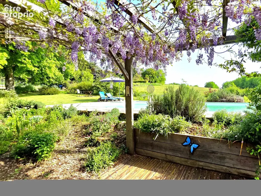 Charmante maison en pierre avec piscine et jardin, située dans un hameau paisible - photo 16