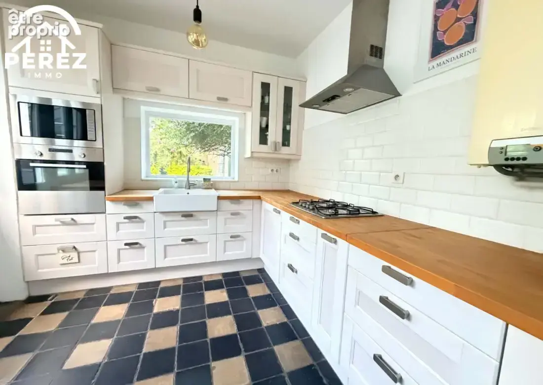Maison 7 pièces 184 m² · à Wervicq-Sud · 184 m² · 332 800 €