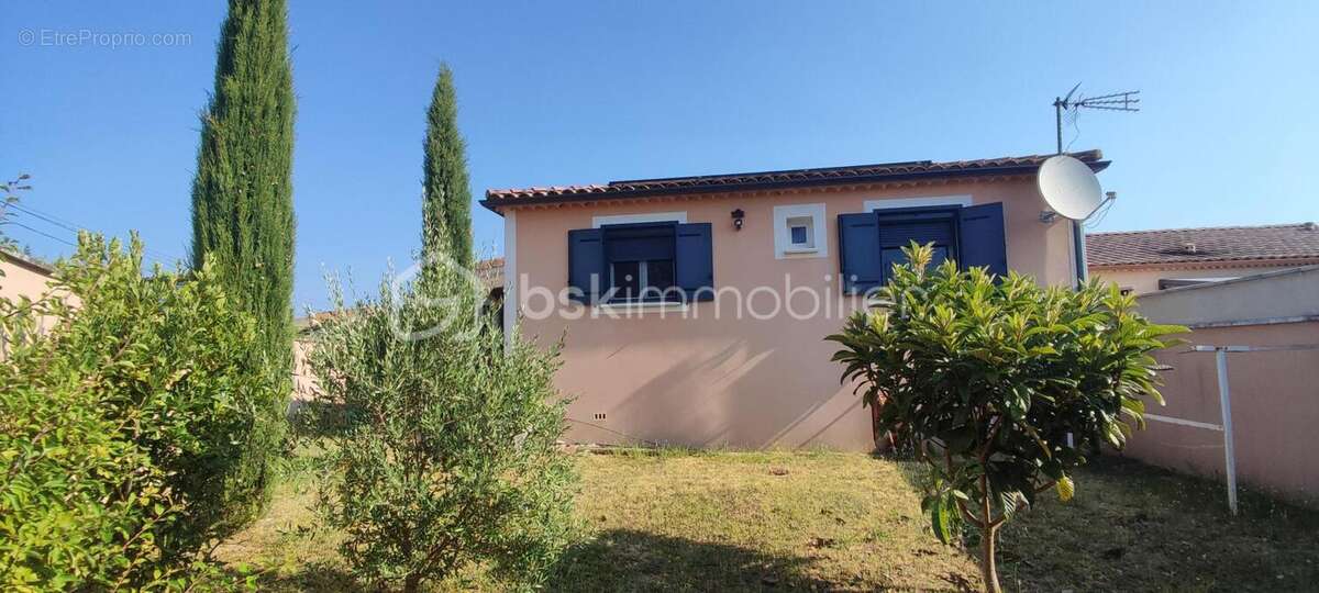 Villa de 132m² avec jardin, garage, piscine et terrasse - photo 24