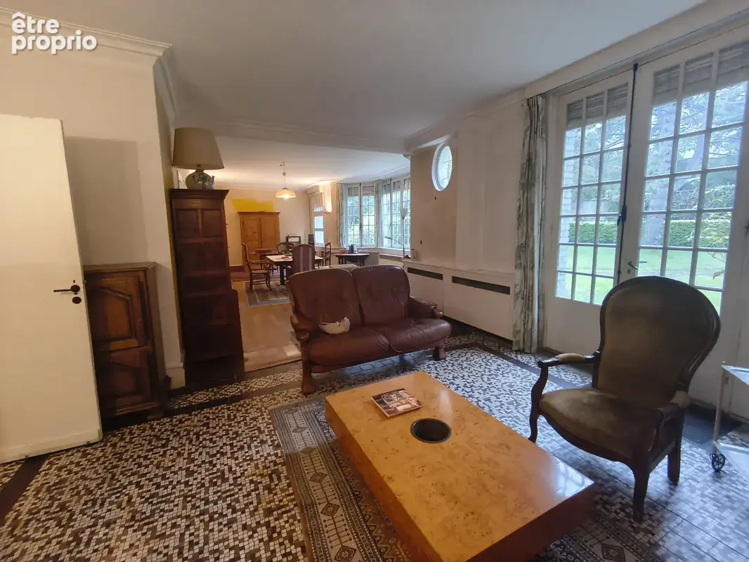 Propriété - 250 m2 habitable et dépendances - photo 11