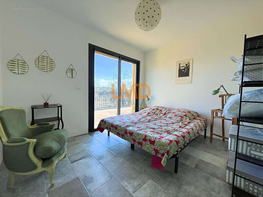 Maison à CALLAS