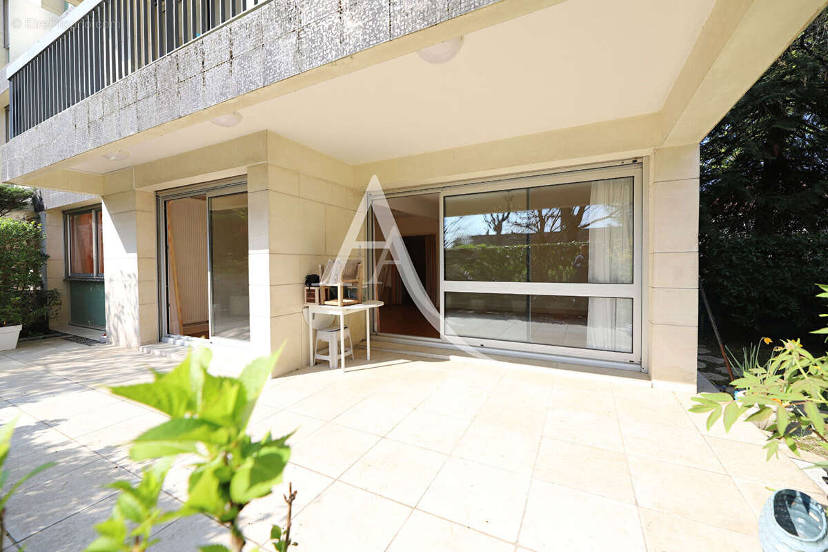 Appartement à LE VESINET