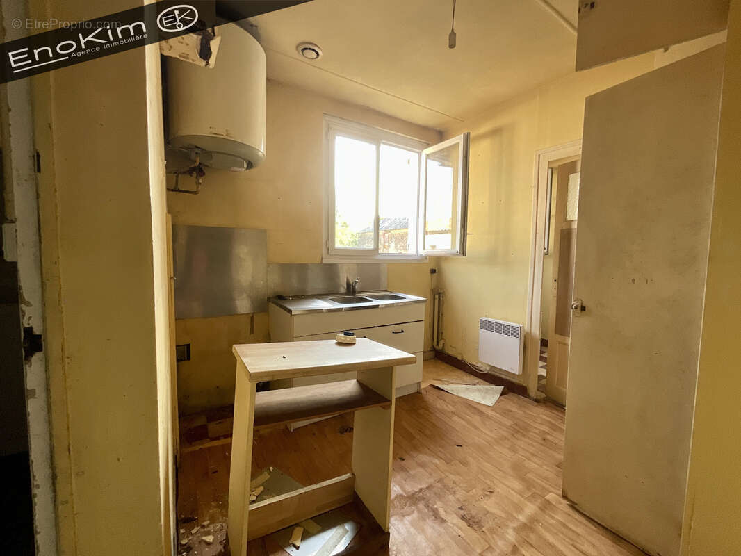 Maison à rénover - saint mathurin. - photo 2