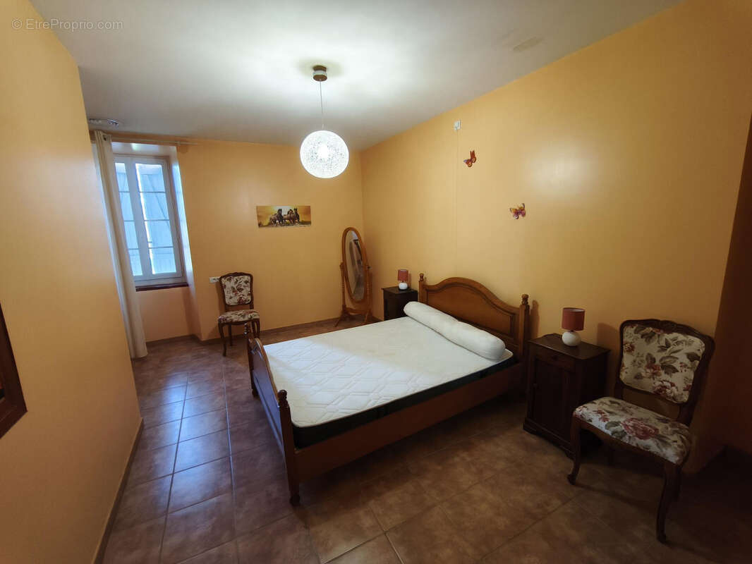 Maison à L'ISLE-JOURDAIN