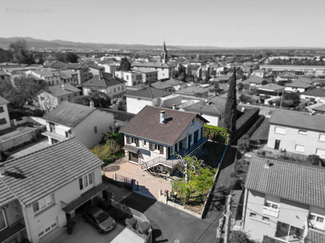 Maison à LEMPDES