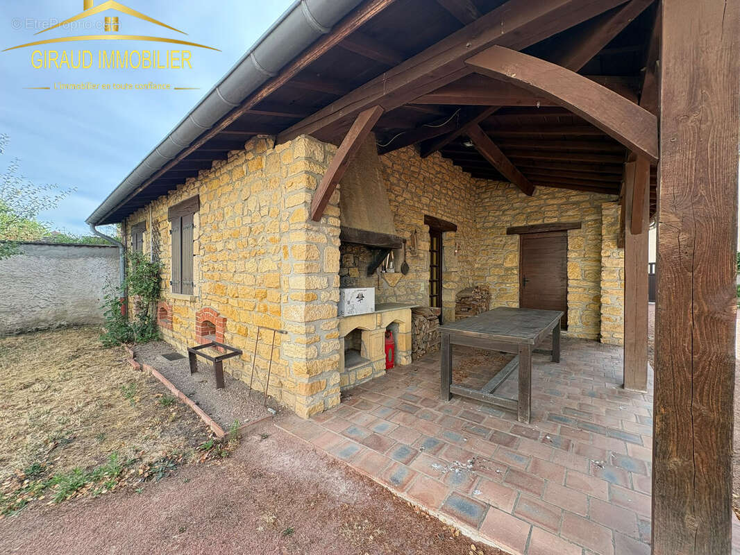 Pouilly-sous-charlieu maison familiale - photo 2