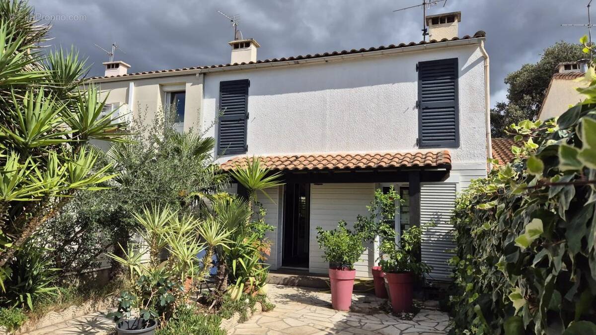 Maison à JUVIGNAC