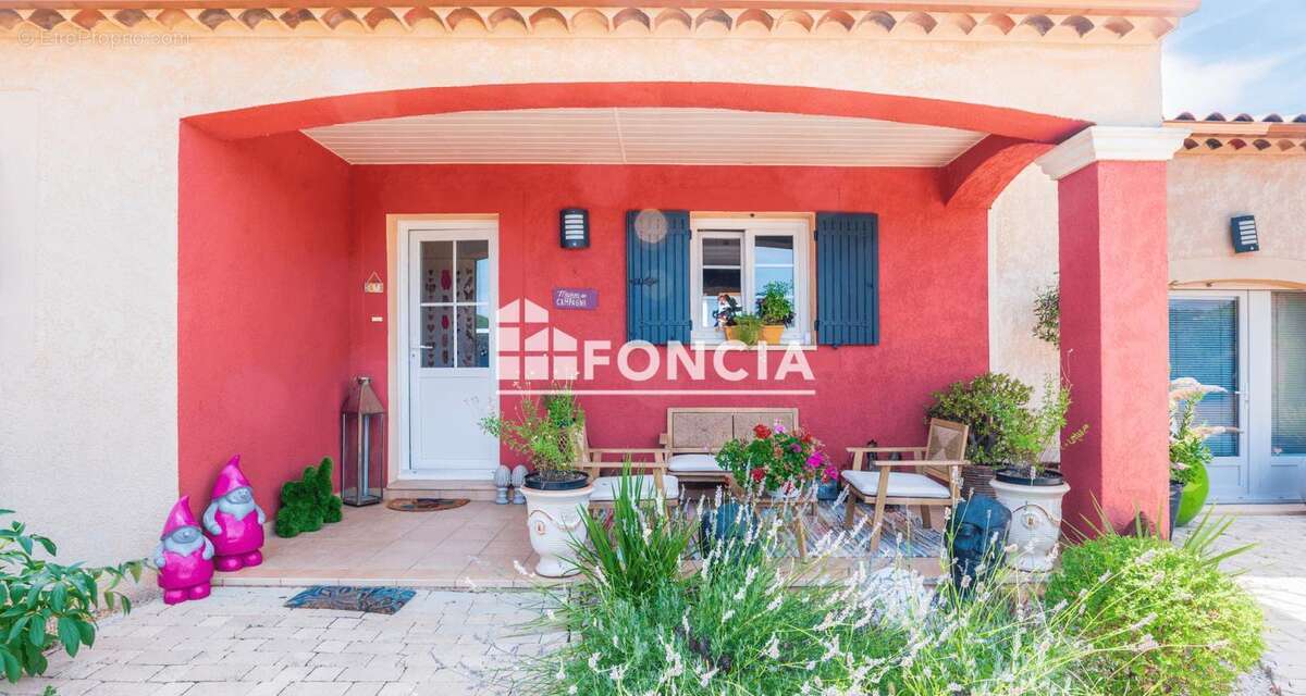 Coup de cœur ! Maison familiale 7 pièces de 201 m² avec piscine et grand garage à Forcalquier - photo 2
