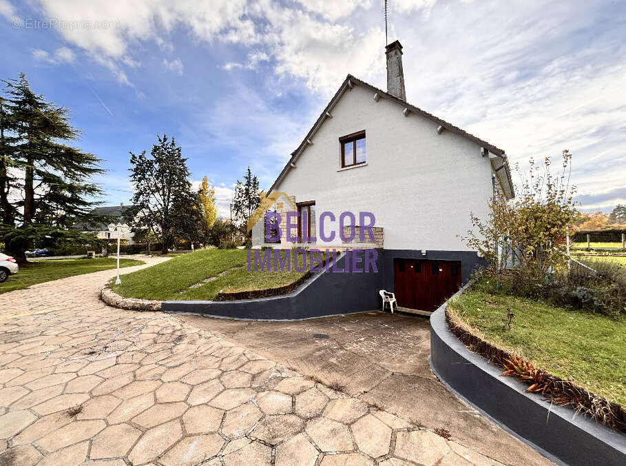 7 pièces - 160 m2 (à 15 min de Malesherbes RER D) - photo 18