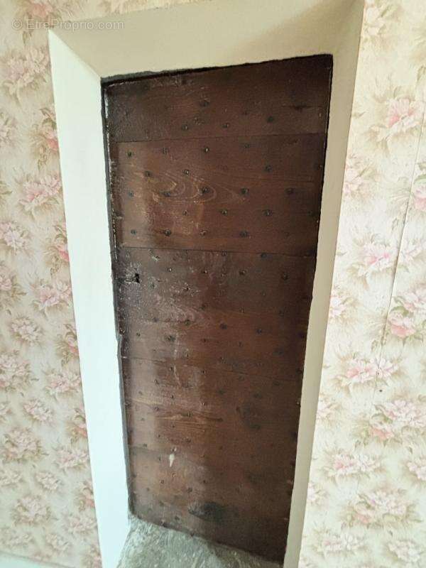 Maison à ROANNES-SAINT-MARY