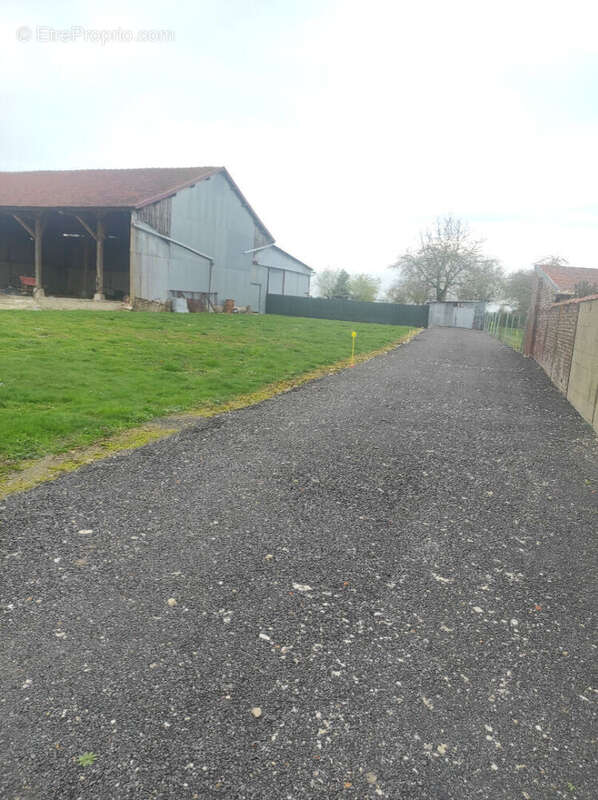 Terrain à LE PLESSIER-SUR-BULLES