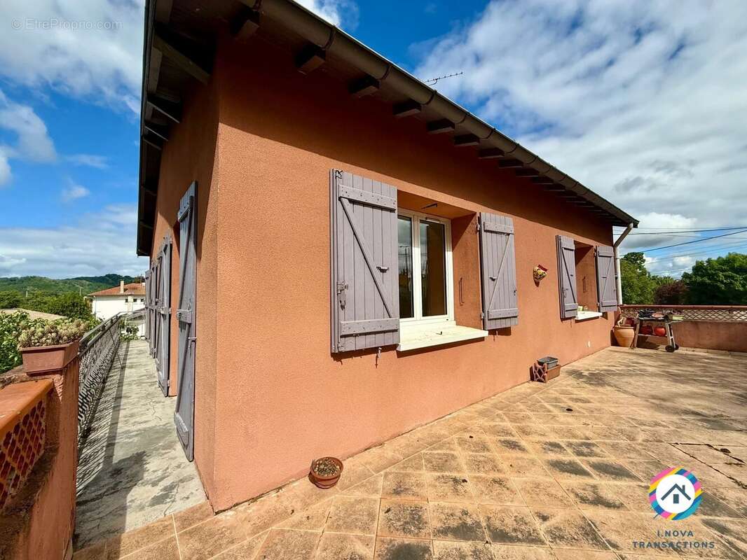 Maison à SAINT-JEAN-DU-FALGA