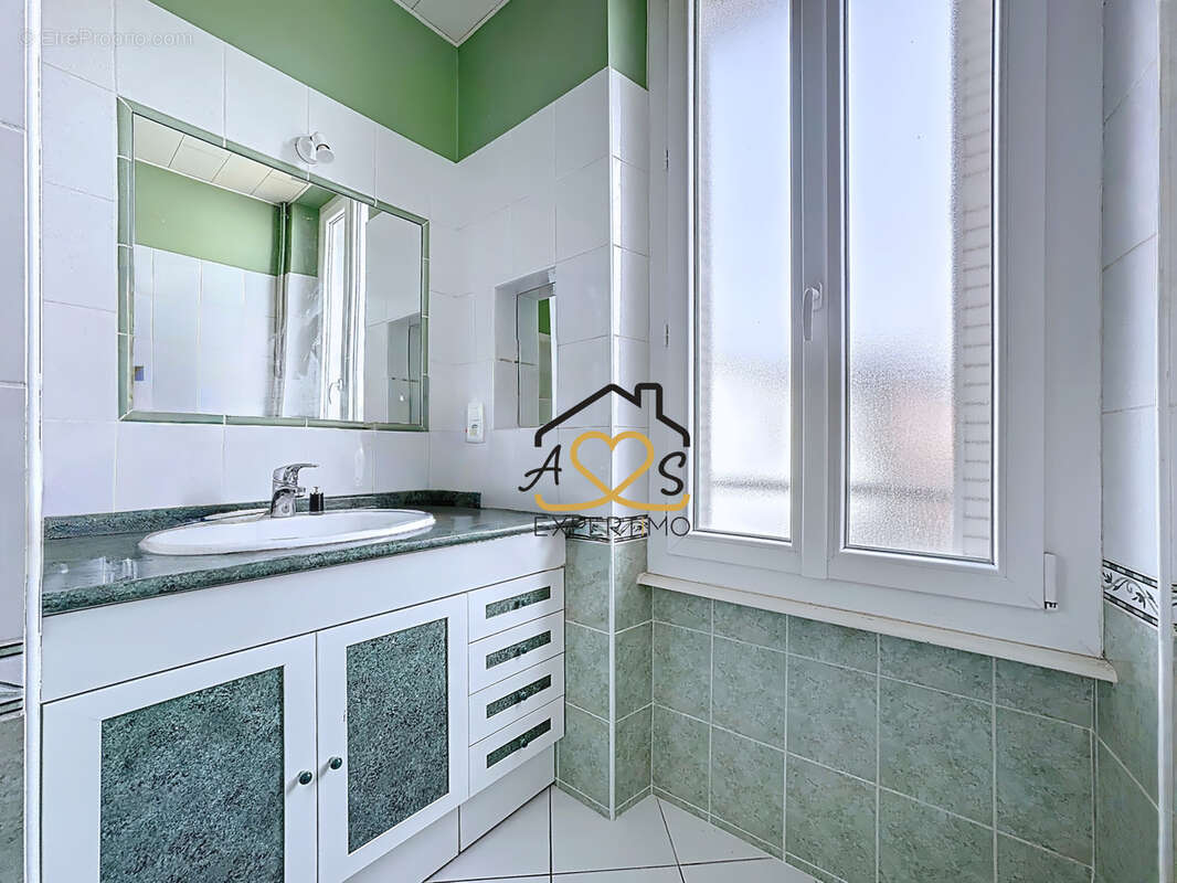 Maison familiale avec nombreuses dépendances   4 chambres   Terrain clos   Saint-Dier-d’Auvergne - photo 10