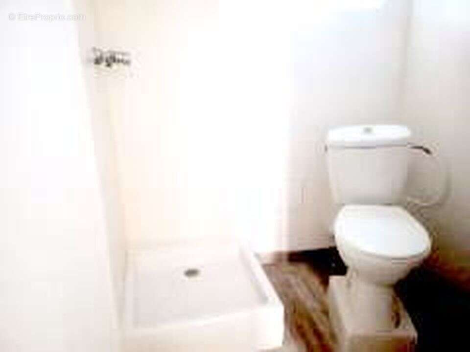 Aubagne T3 de 61 m2 - Appartement à AUBAGNE