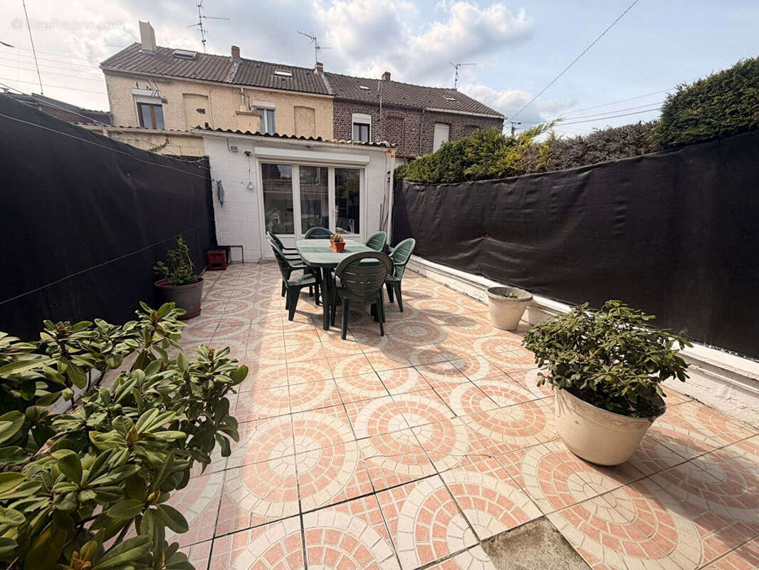Maison à RAISMES