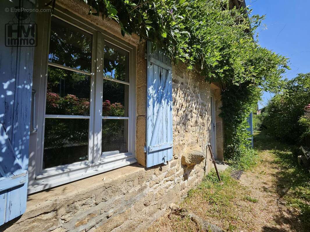 Maison 198 m² à Peyrat-Le-Chateau  - photo 2