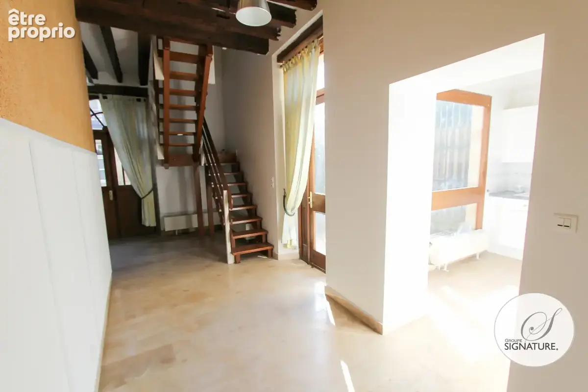 Maison en copropriété avec terrasse et balcon en centre ville - photo 5