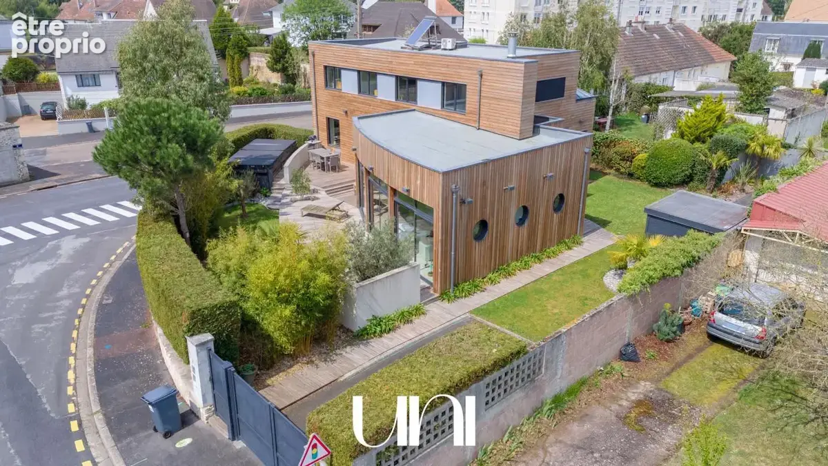 Maison 8 pièces de 210 m2 avec terrasse - Caen Université - photo 8